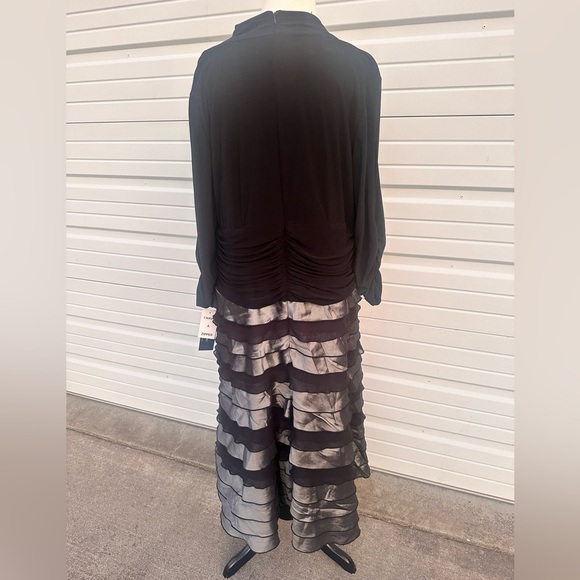 S.L. Fashions Elegant Black and Silver Tiered Taffeta Dress size 18W. - Picture 6 of 9